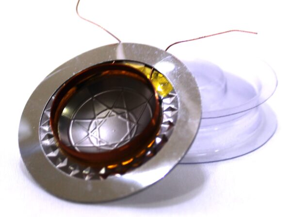 DIAFRAGMA DE TITANIO COMPATIBLE CON JBL - C5 / 8 OHMS / MODELO 175-560 - Image 3