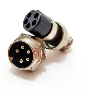 PAR DE PLUG y JACK PARA CHASIS GDE, 5 PIN, PARA MICRÓFONO / MODELO. PJM-104