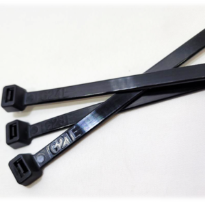 PAQUETE DE 20 PIEZAS / CINCHO DE NYLON COLOR NEGRO / MODELO CIN-G28E
