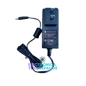 ADAPTADOR DE VOLTAJE 12V-2.0 AMP / MARCA SWITCHING, PLUG 1.7mm